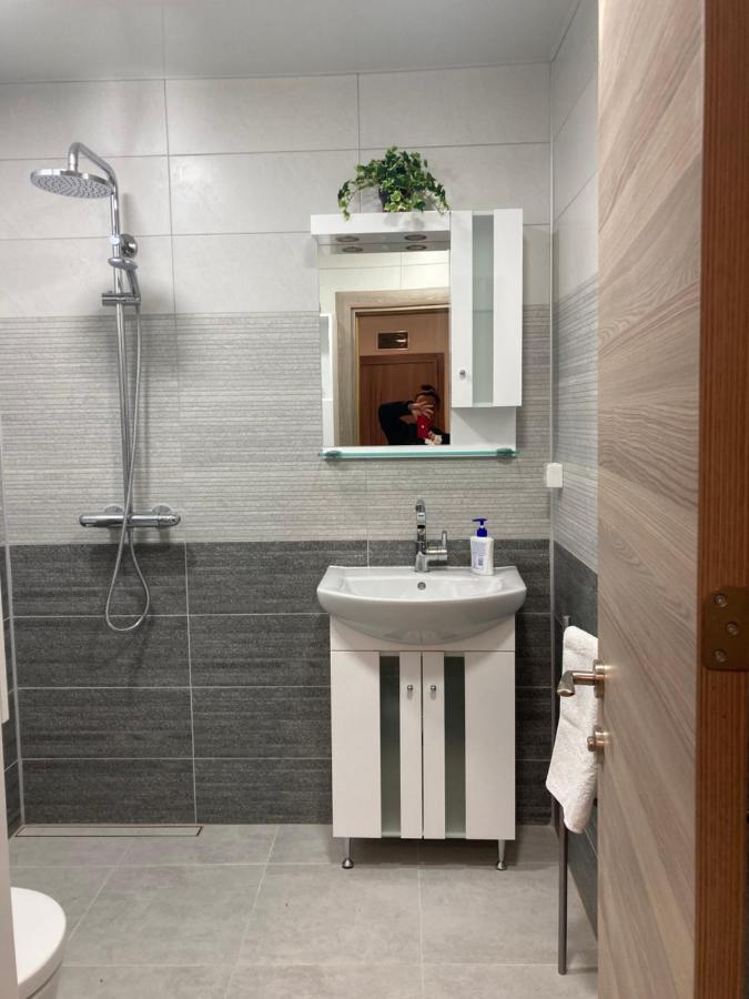 Victor'S Suite , With Private Parking Varna Dış mekan fotoğraf